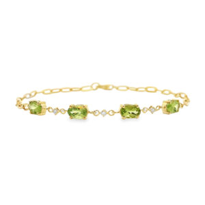 Peridot and Canadian Diamonds Bracelet In Yellow Gold